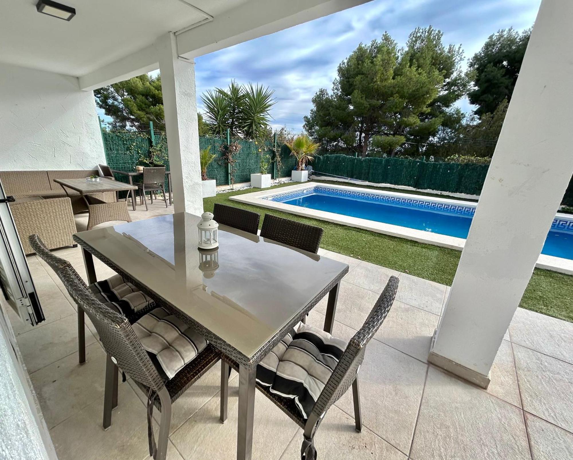 Chalet Con Piscina Privada En Alcocebre Alcoceber Exterior photo